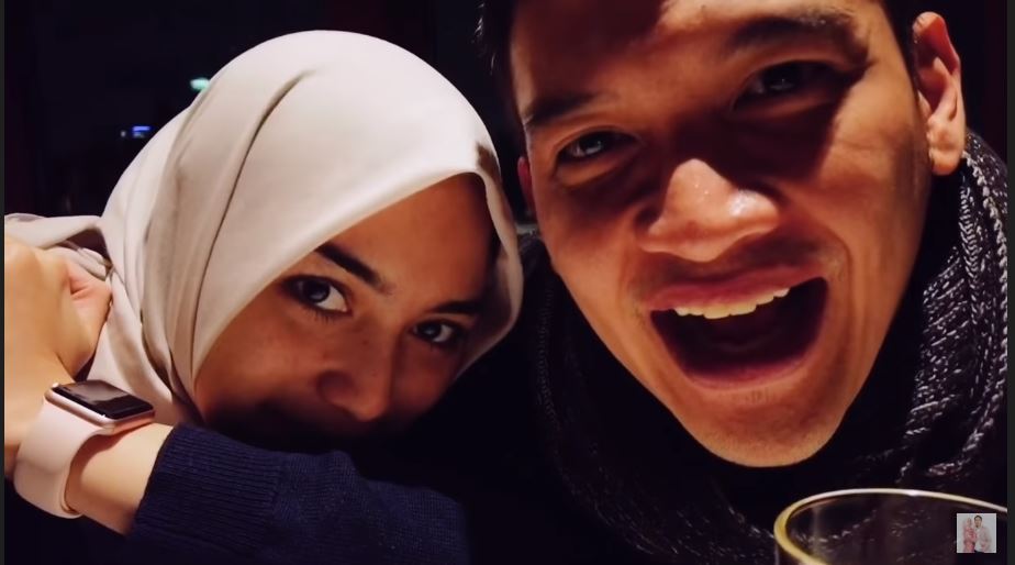 Citra Kirana memberi kejutan kehamilannya kepada sang suami