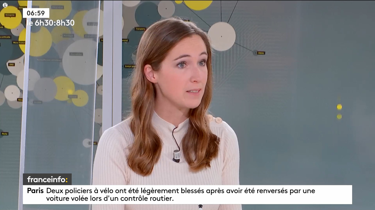 10.23 - 05.29.00 - 9h30. Entre JT, chroniques, invités et revues de p....ts_snapshot_00.37.10.286