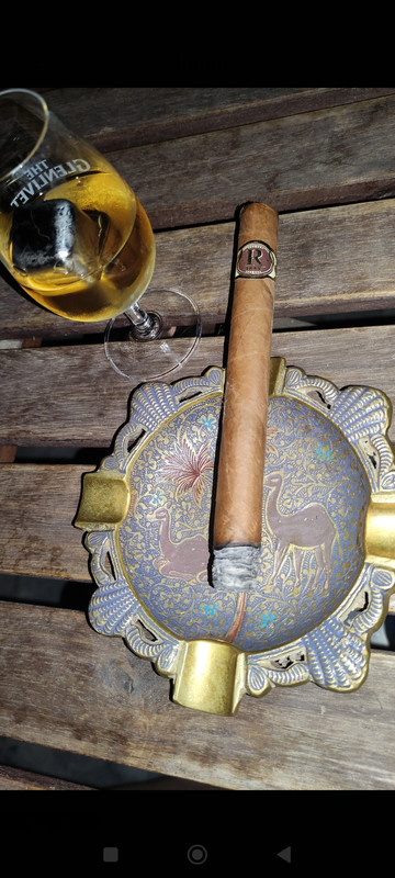 Screenshot_2025-01-13-17-32-30-588_com.miui.gallery