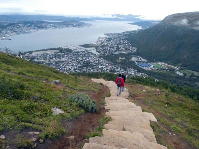 DÍA 3 – Vuelo BERGEN-TROMSØ y visita de TROMSØ - 12 días por Noruega: Bergen - Tromsø - Islas Lofoten - Oslo (26)