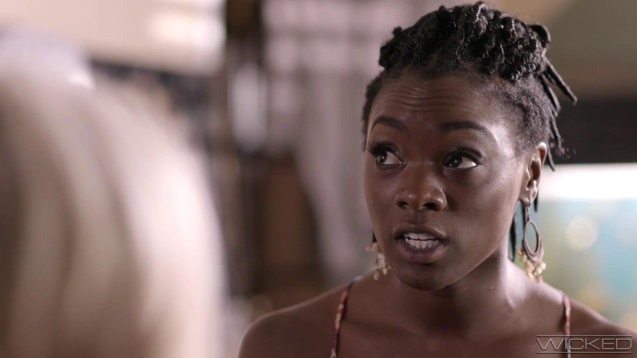 vlcsnap-2023-08-18-01h35m59s026