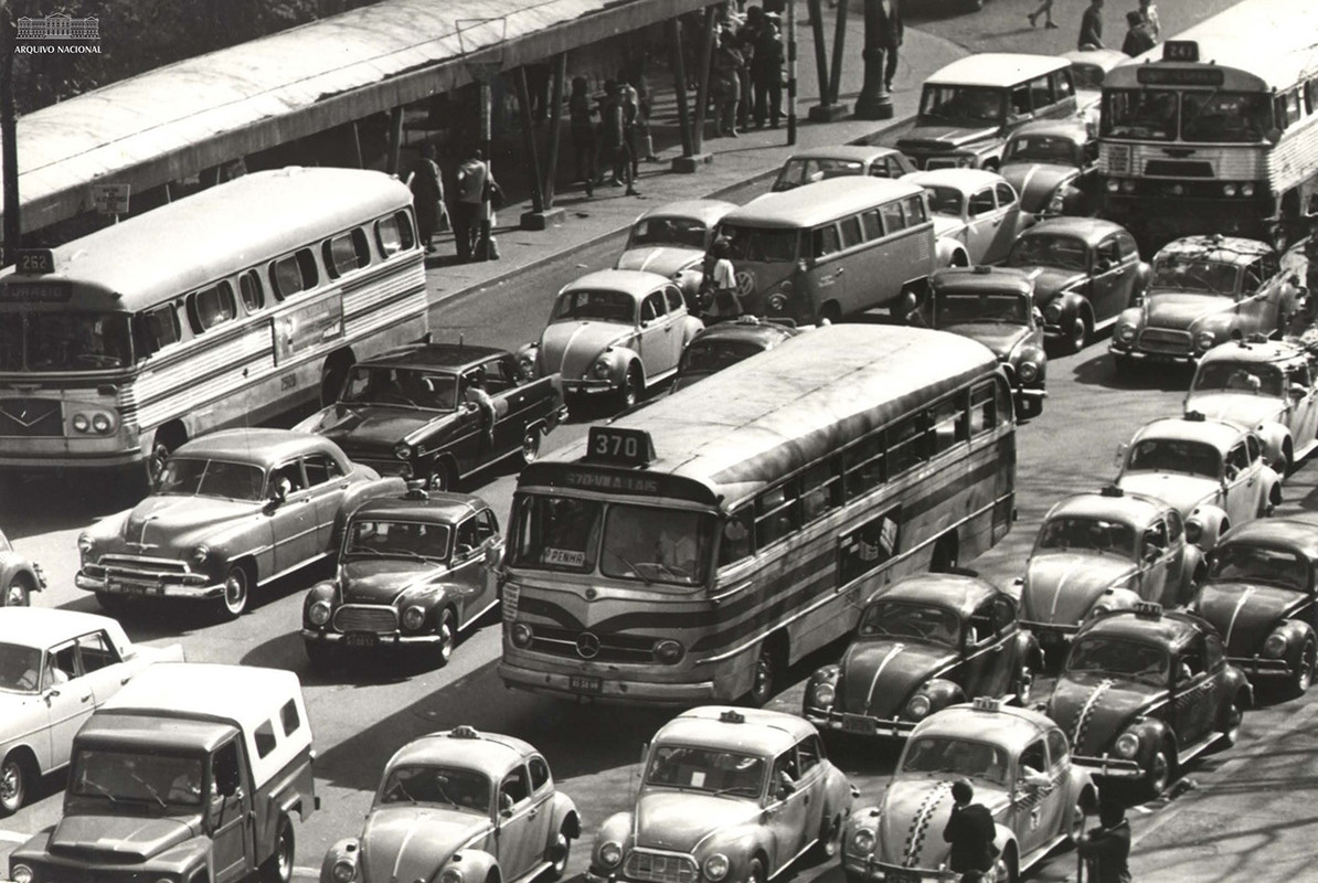 Cópia de 08_Aspecto do trânsito paulistano ao final dos anos 1960 (Acervo Arquivo Nacional)