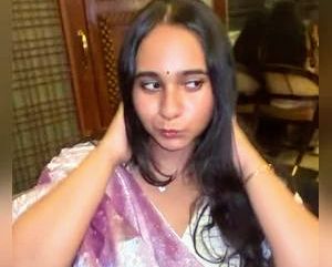 Indian rich slut leaked giving bj exclusive