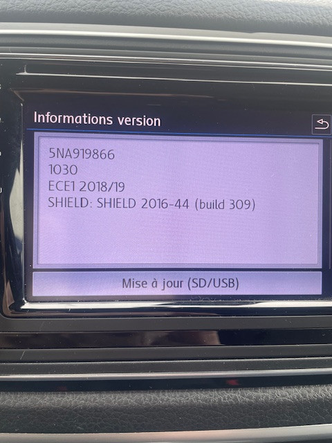 Screen Discover Média VW AMAROK AVANTURA (2)