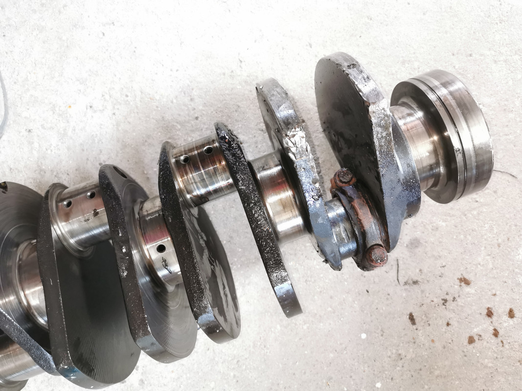 7B588A35-DC34-4771-8150-6889930D2E16