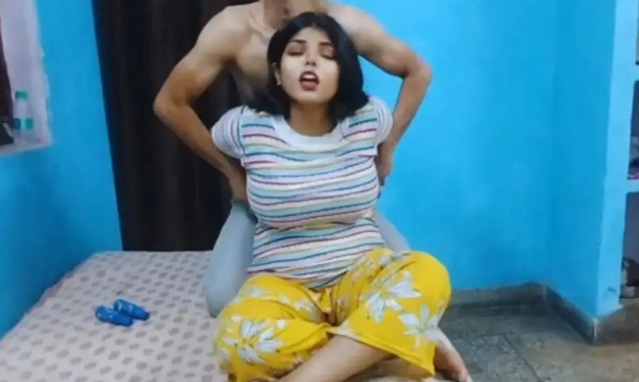 The boyfriend pressed the boobs of  hot girl and fucked Latest