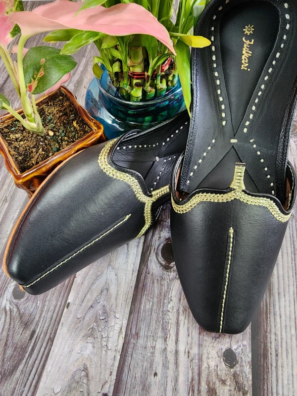 7407 Black Gold 03 CR