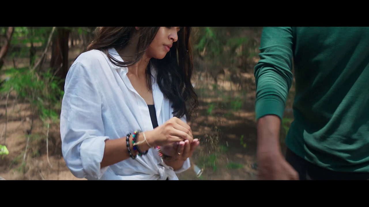 vlcsnap-2023-12-18-00h41m50s418