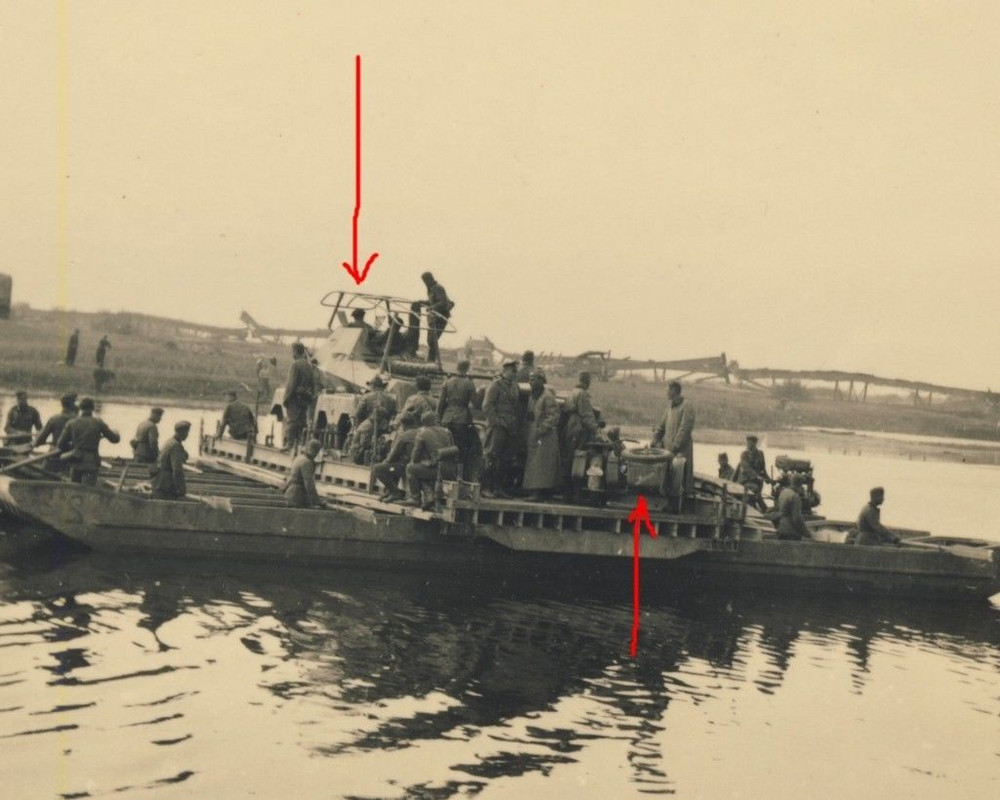 Foto POLEN Feldzug Vormarsch - PONTON-Fähre - Pa