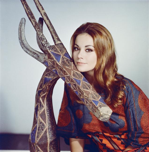 claudine_auger_ma49