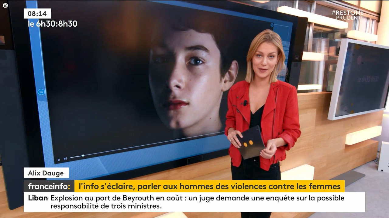 11.25 - 05.29.00 - Le 6h30 9h30. Entre JT, chroniques, invités et rev....ts_snapshot_01.51.25.888