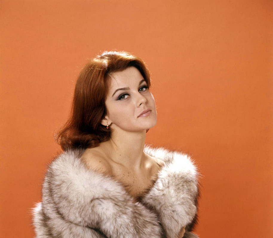 Ann-Margret_mc84