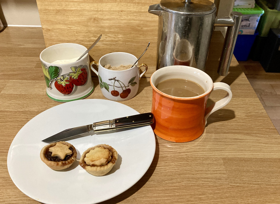 318379B8-07EB-4B2E-AB21-A4DF513B29A9