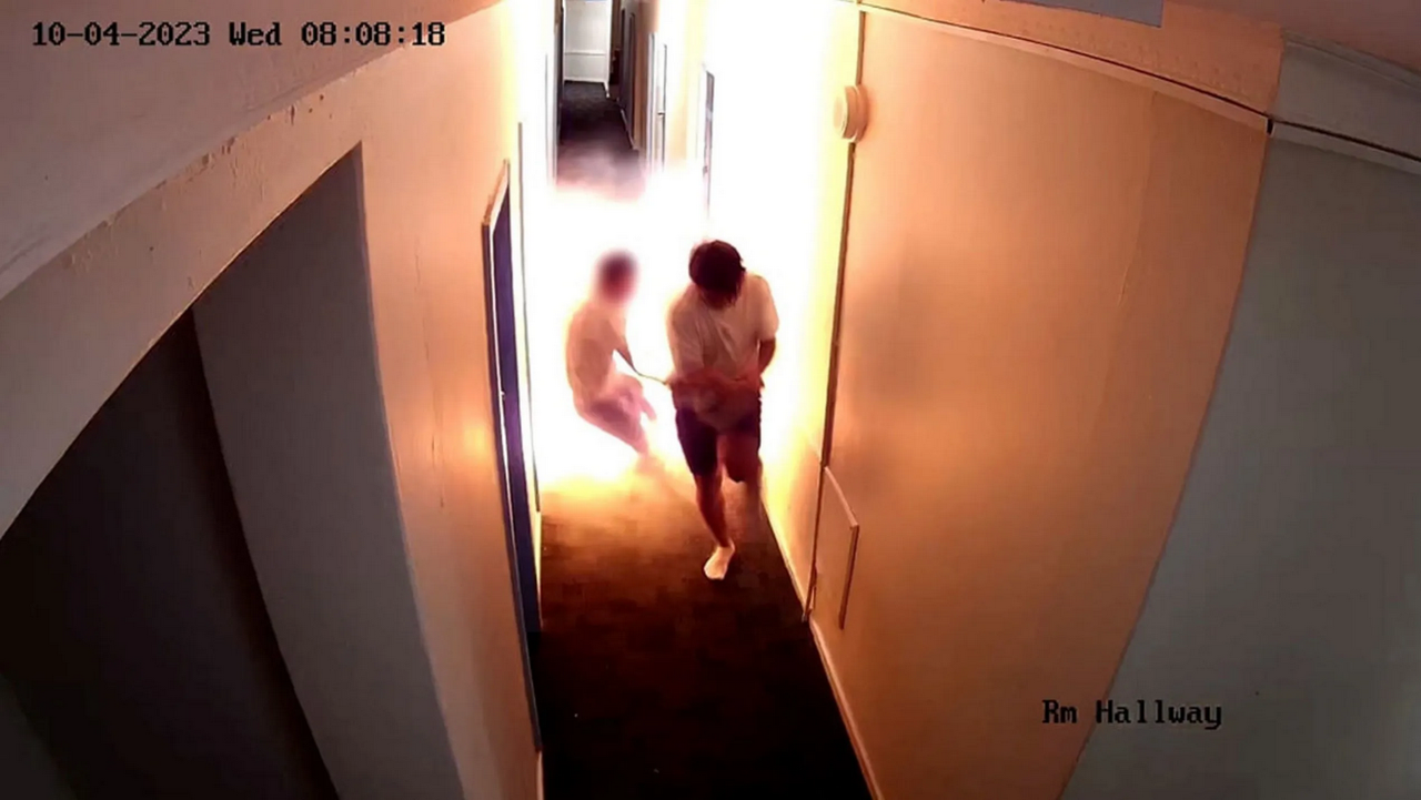 Turistas casi mueren quemados en Australia: video capta la explosión en un hostal