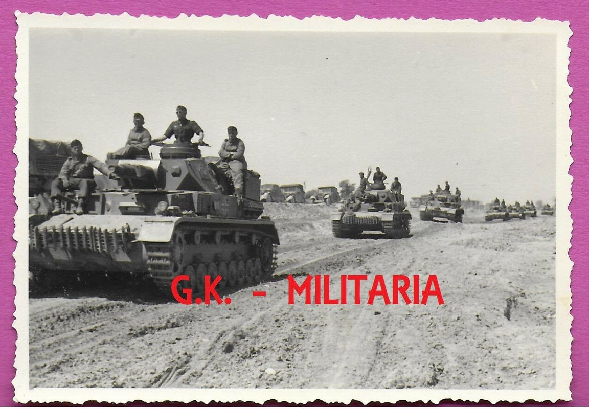 Foto Wehrmacht Panzerkampfwagen IV Panzertruppe Vormarsch Rußlan
