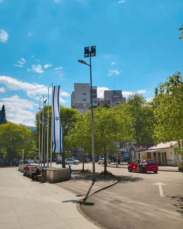 E0707AAA-5FBF-47D5-8A3F-3C6EC63C4636