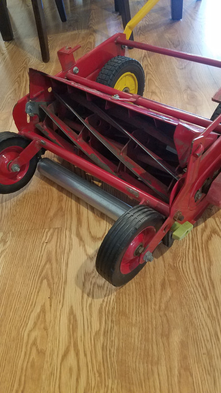 Custom Roller Earthwise 7 Blade Manual Reel Mower, Page 4