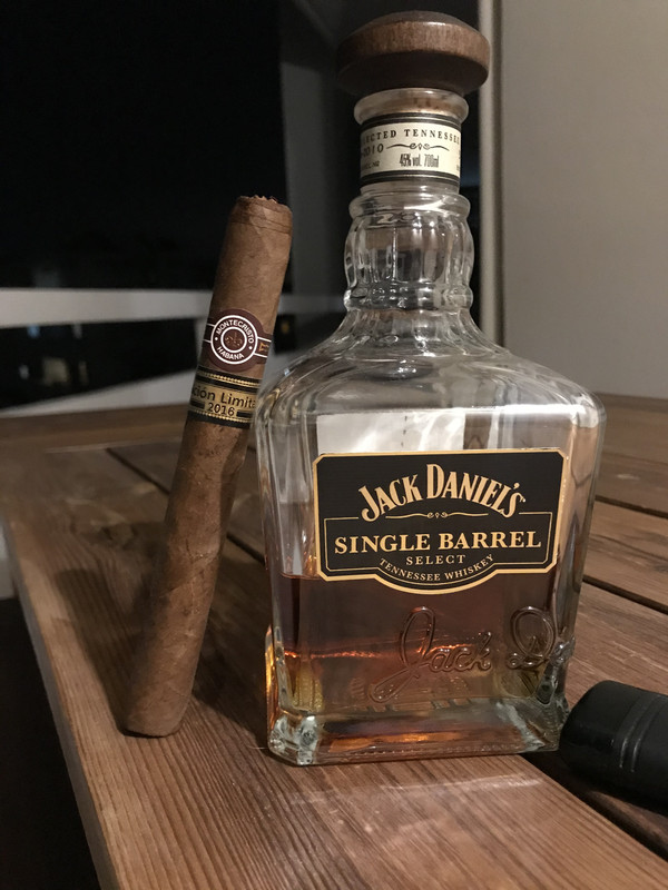 EAA621EF-520A-44DD-9D05-CEF9A02A7AC0