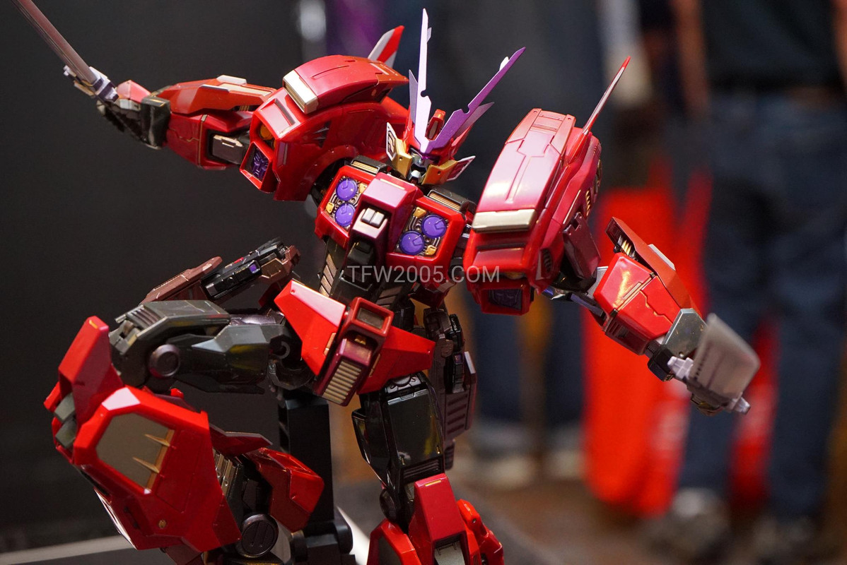 TFcon-2018-Flame-Toys-09