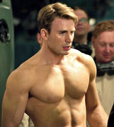 Chris-Evans-superficial-guys-08