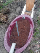 filtre vertical : galets 10/20, billes + pouzo 8/10 + gravillons CL 4/6 + gravillons 2/4 et enfin un