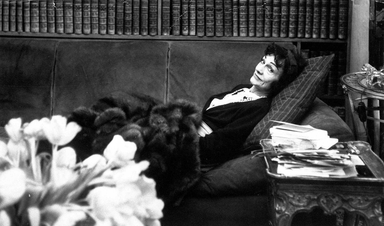 Coco Chanel, 140 anni fa la nascita di un mito Coco Chanel, 140 anni fa la nascita di un mito