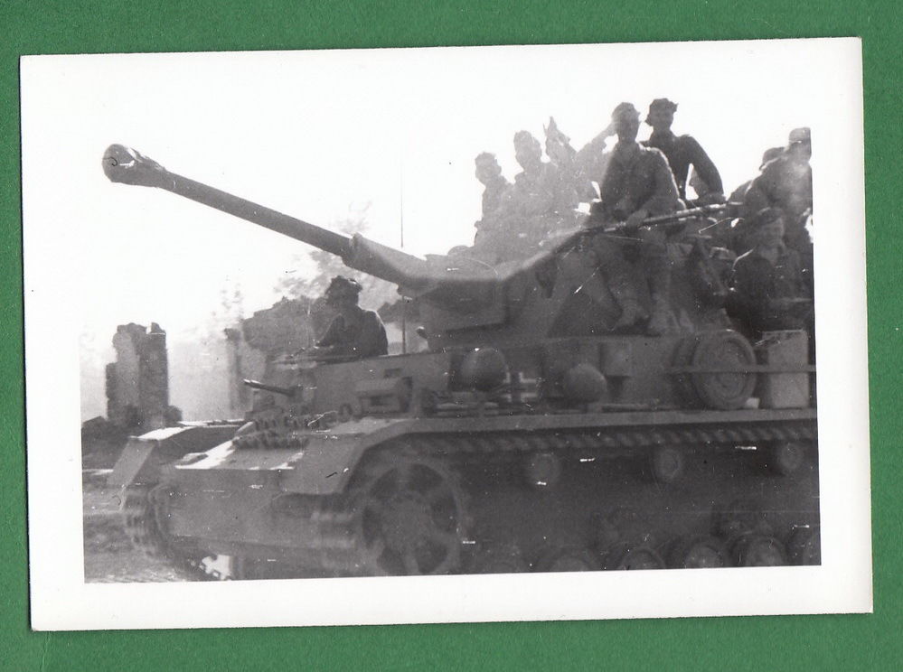 Orig. Foto dt. Pz Panzer IV Langrohr Panzermänne