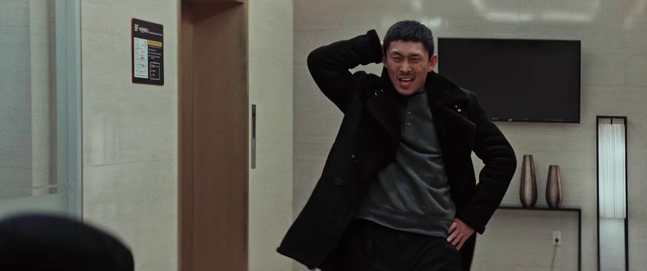 Midnight-Runners-2017-Hindi-Kor-Blu-Ray-720p-x265-HEVC-6ch-ESub-mkv-0006