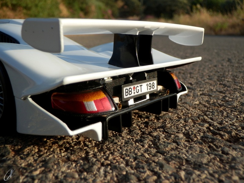 Porsche 911 GT1 Strassenversion (15)