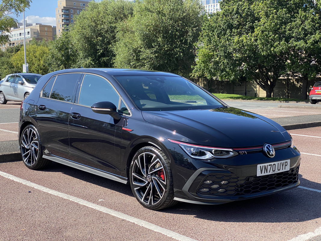 5B556634-DD08-43B1-83B6-C6AD15B07F2C