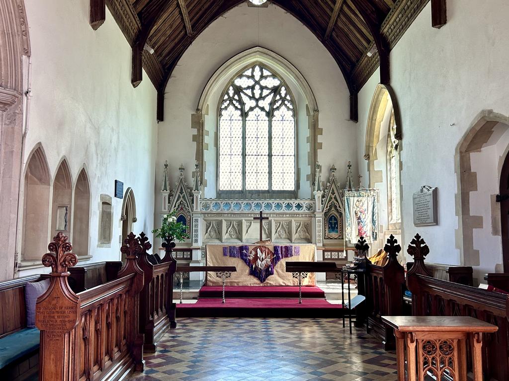 Пёстрая лента. Путешествие по сельским дорогам Англии в мае 2025 г.