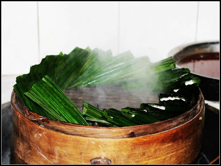 [Image: BANH-IT-GOI-LA-DUA-PALM-1-BANH-TE-2-BOT-...CHIN-2.jpg]