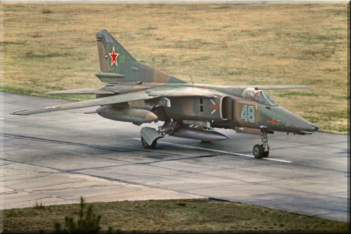 559 APIB Mig-27K 48 Blue, Verlegung