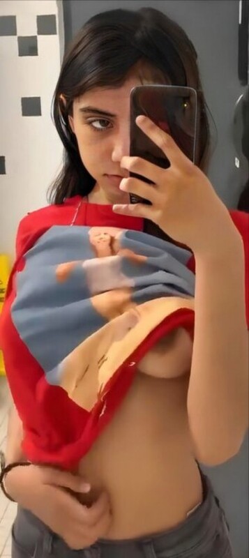 13jfm5fwfzy3.jpg