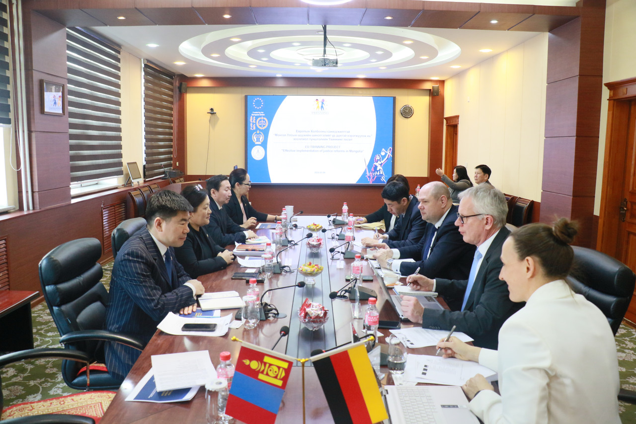 Шүүхийн ерөнхий зөвлөлийн дарга, гишүүд “Твиннинг” төслийн зөвлөхүүдтэй уулзалт хийв