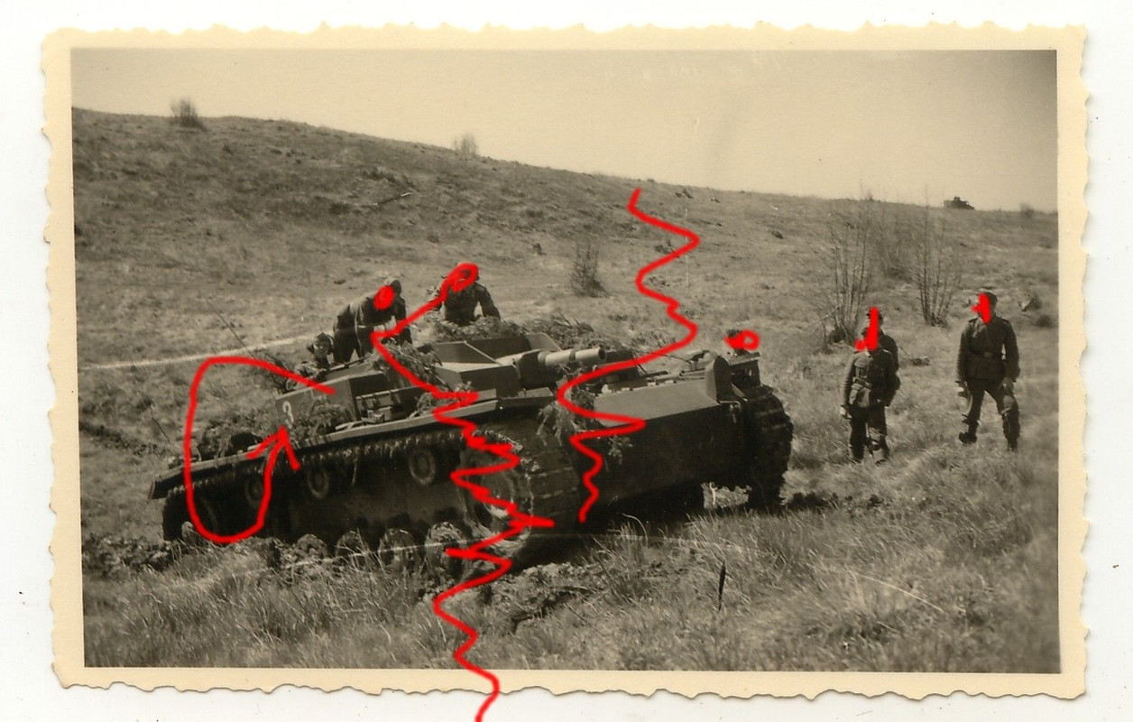 Panzer StuG Sturmgeschütz im Gelände WK II