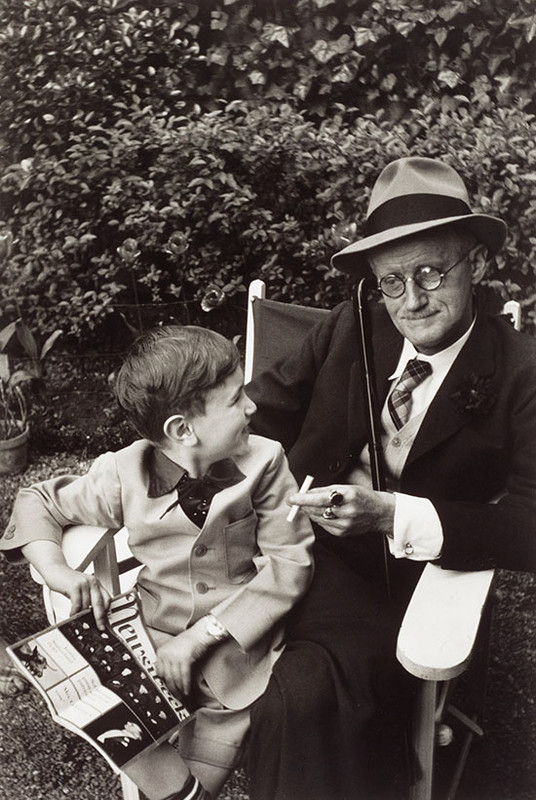 James-Joyce-with-grandson-sitting-on-a-bench