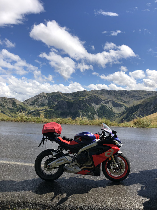 D55C1582-41B0-48C5-9938-705CDFA26BC3