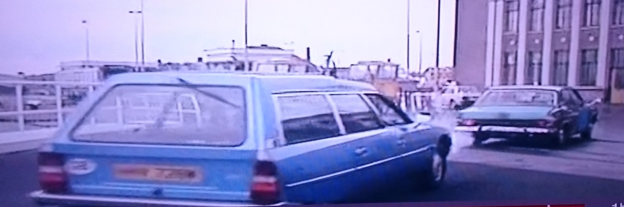 TV CAR