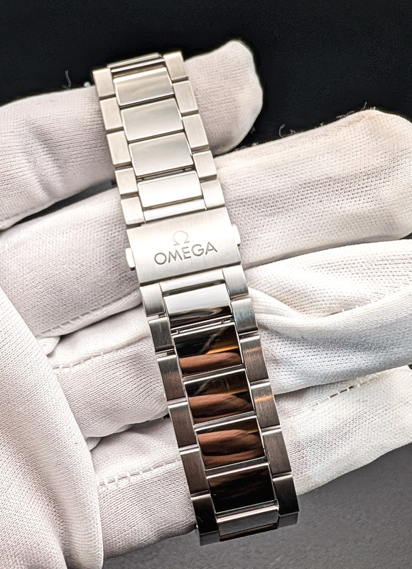 PXL_20250820_034830359