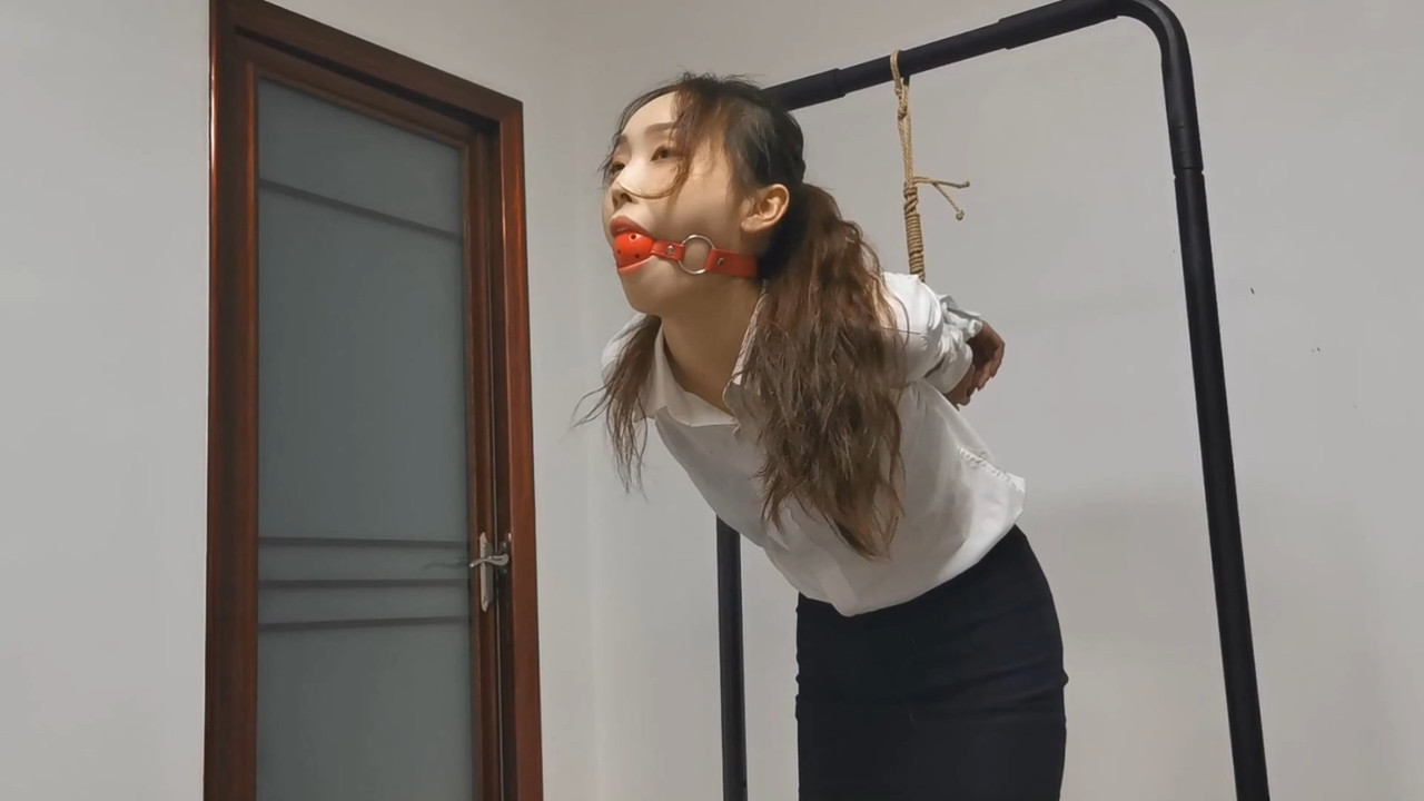 奥特曼 雨琪紧缚试验 挑战篇.mp4_20220315_130318.440