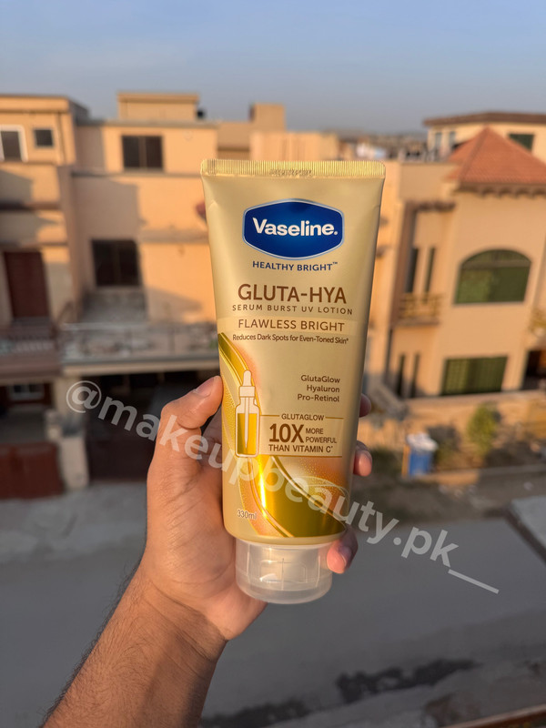 Vaseline Gluta Hya Flawless Glow serum burst Lotion 330 ML Full size.