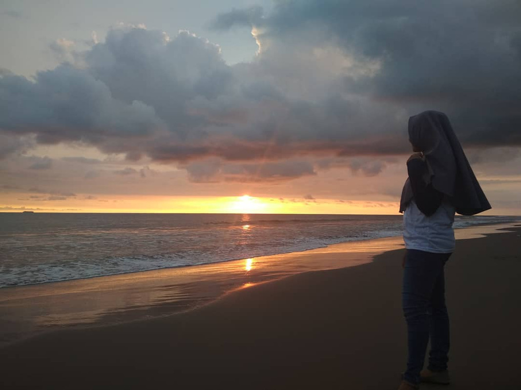 Pantai pasir Jambak