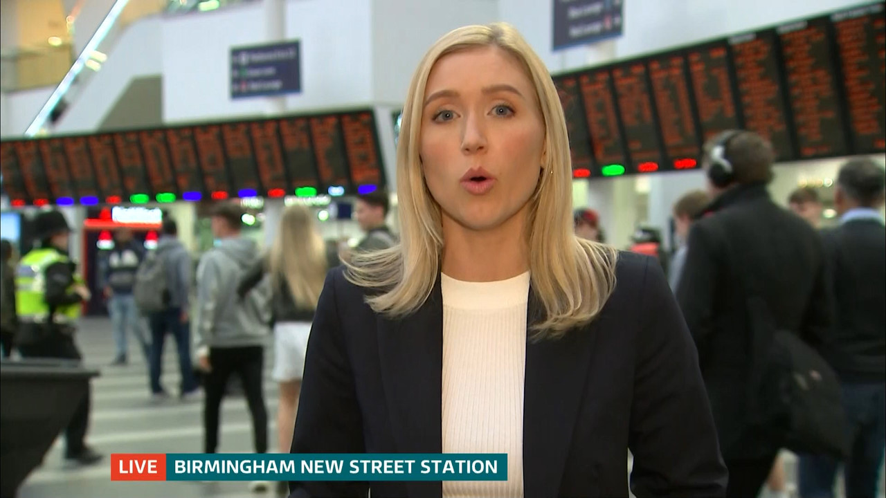 ITV Evening News_20220419_18301930.ts_snapshot_00.23.30.479