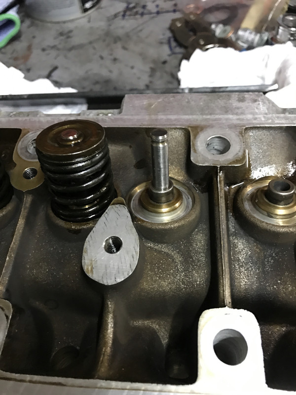 Restauration 4L (1214)