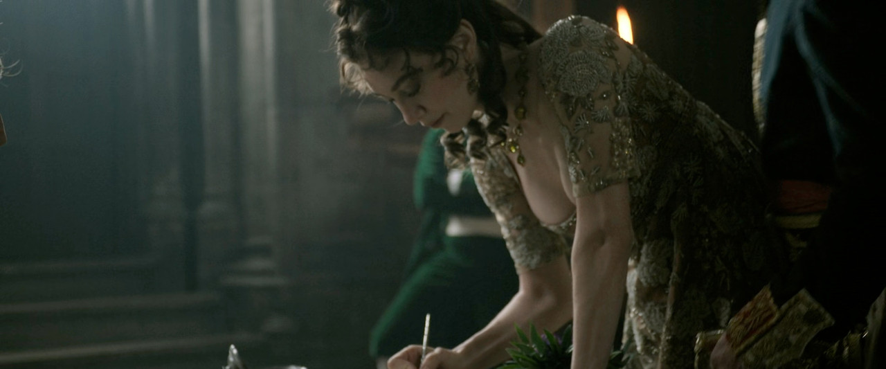 Napoleon video.00_00_02_16.Still001