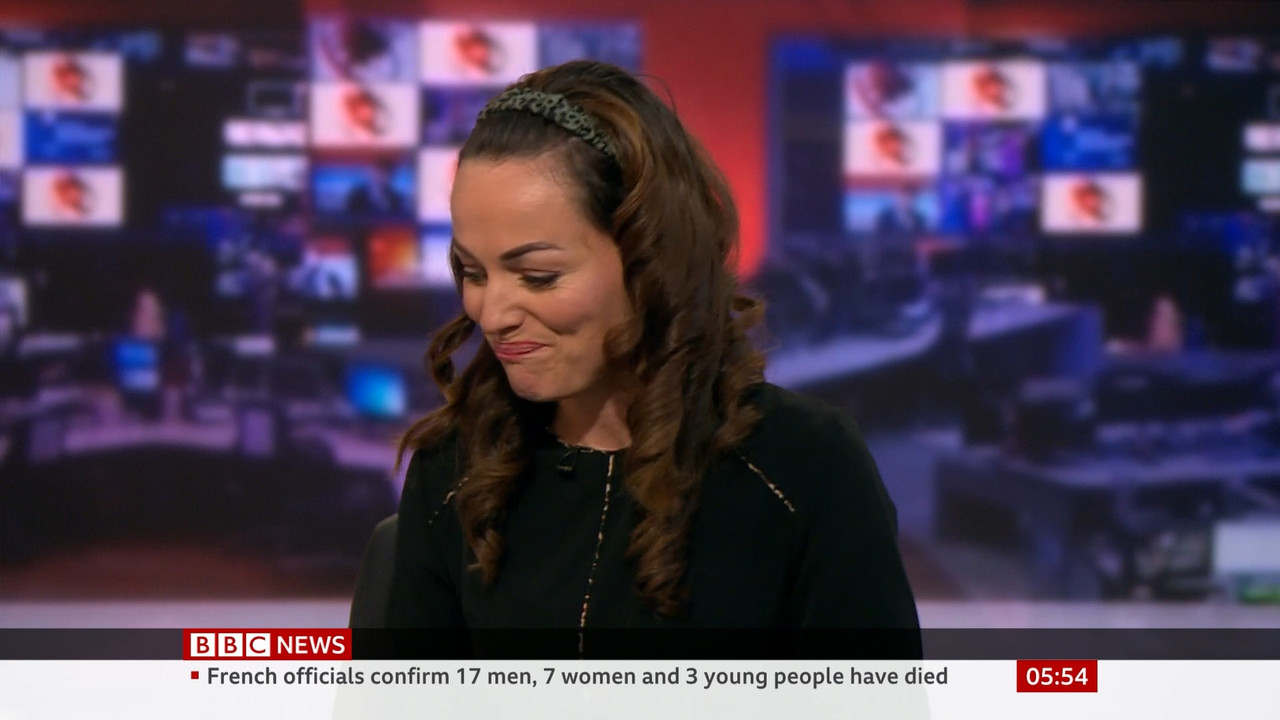 BBC News Fritz_20211126_05000600.ts_snapshot_00.56.01.296