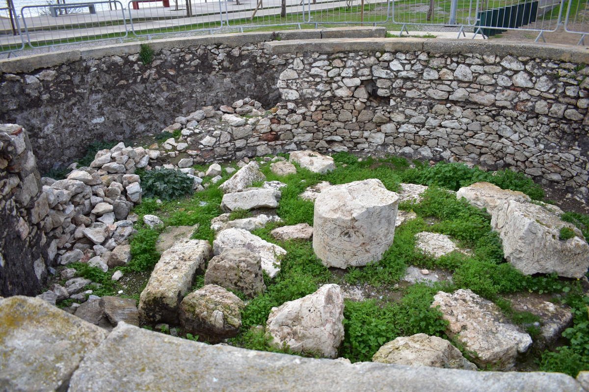 Τάφος του Θεμιστοκλή (6)