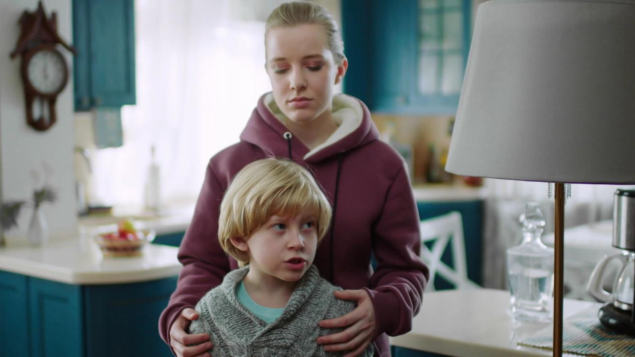 02.Poka.idut.chasy.2023.WEB-DL (1080p)_00_36_53_00_147