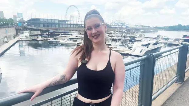 JacquieEtMichelTV – Miss Gamelin – 27 years old, from Montreal! JacquieEtMichelTV – Miss Gamelin – 27 years old, from Montreal!